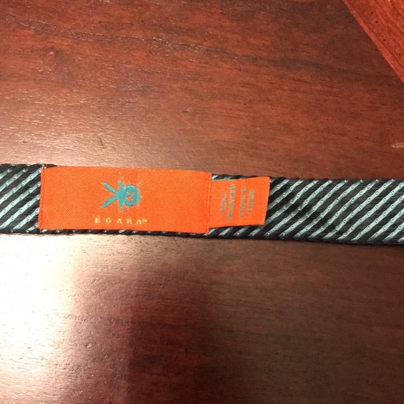 Egara silk bow tie - Picture 3 of 6